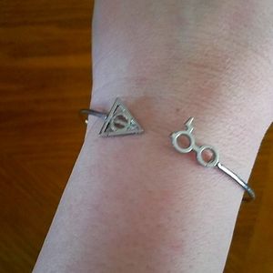 ** CLOSET CLEAN OUT SALE** Harry Potter bracelet